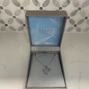 Zales Mom Diamond necklace